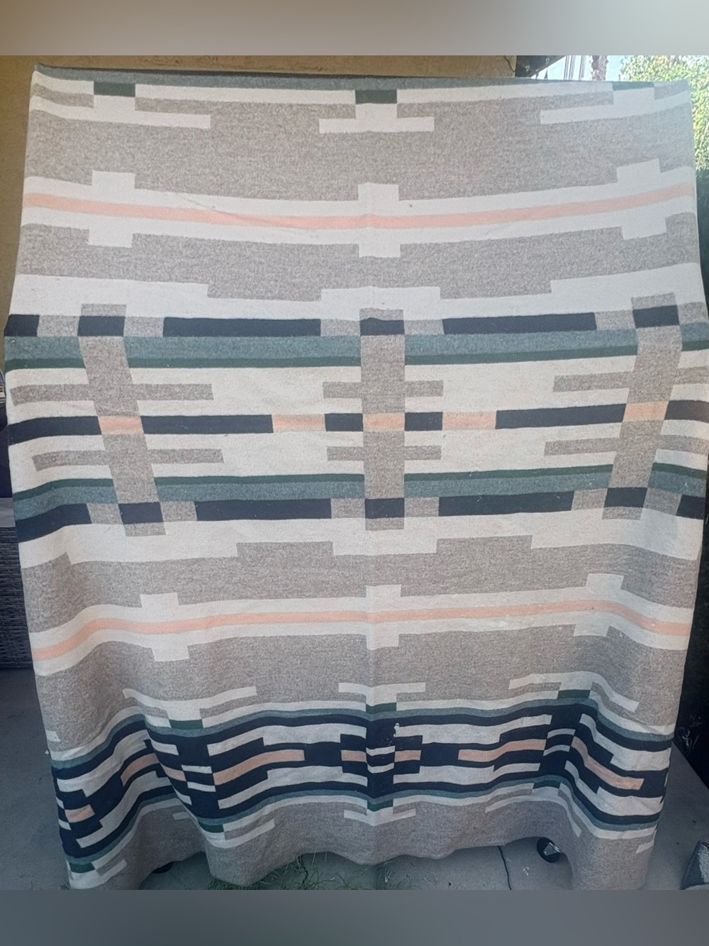 Pendleton Sandhills King Size Wool Blanket  Southwest Neutral Made In USA